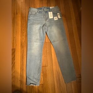 Old Navy Women's Light Blue Skinny Jeans